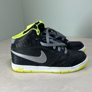 Women’s Nike Prestige 4 High Premium Black Neon Sz.8